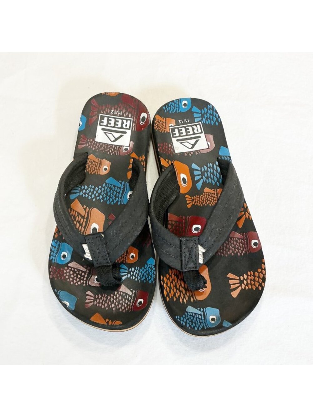 Reef Kids Lil Ahi Flip Flops Colorful Fish Size 11/12 Black Straps Lightweight